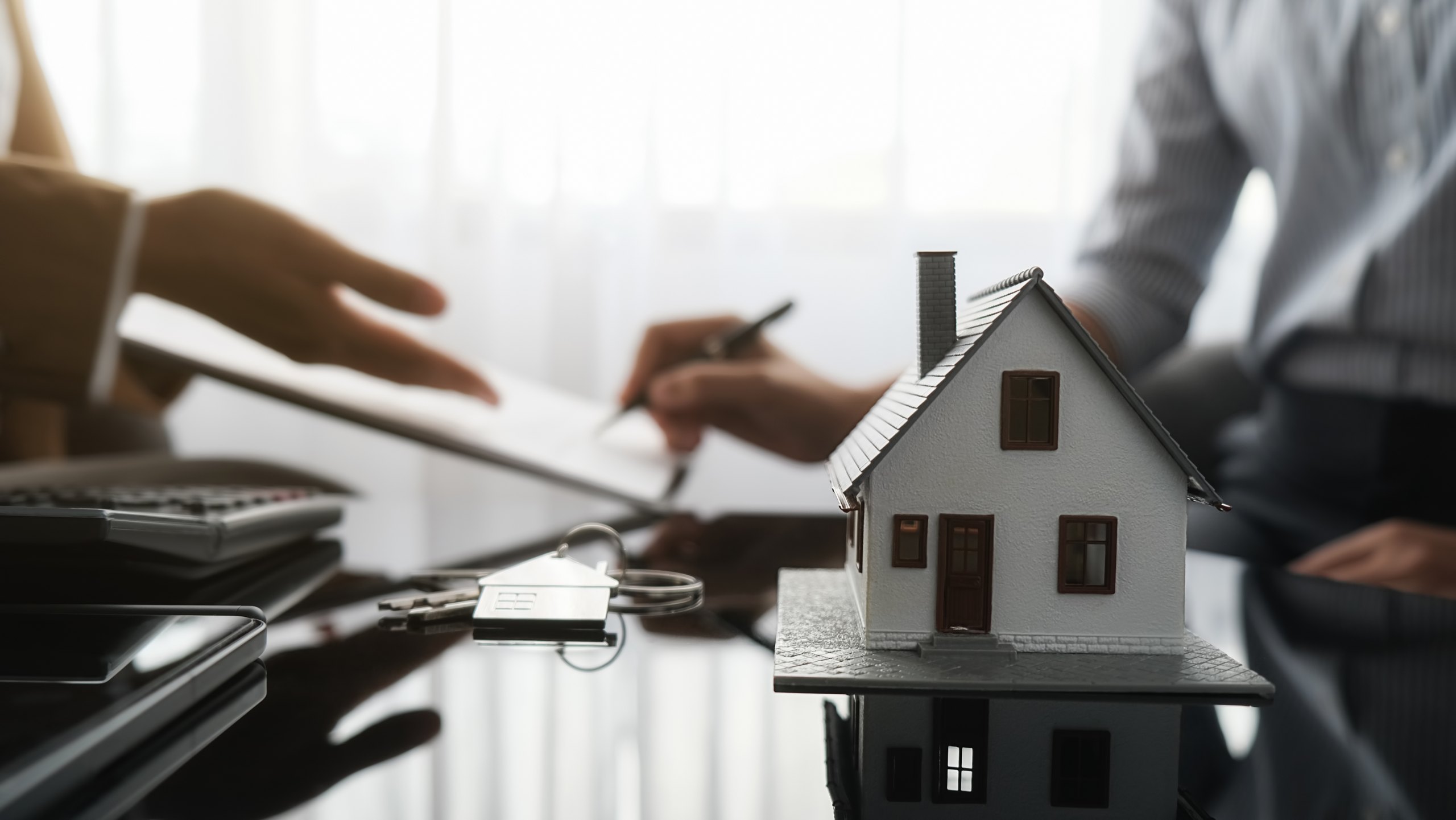 A Missouri home changing hands at closing